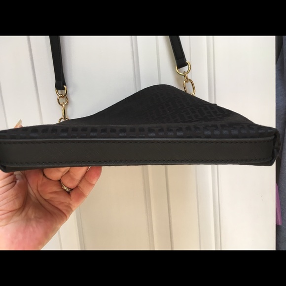 Classy Tommy Hilfiger black w/ gold trim crossbody purse w/open pocket in front. - Picture 7 of 8